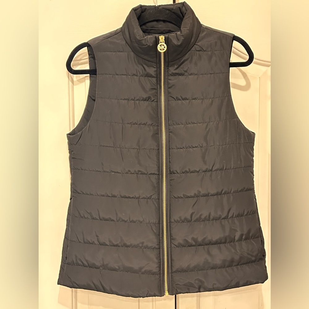 NWT!! MICHAEL KORS PUFFER VEST